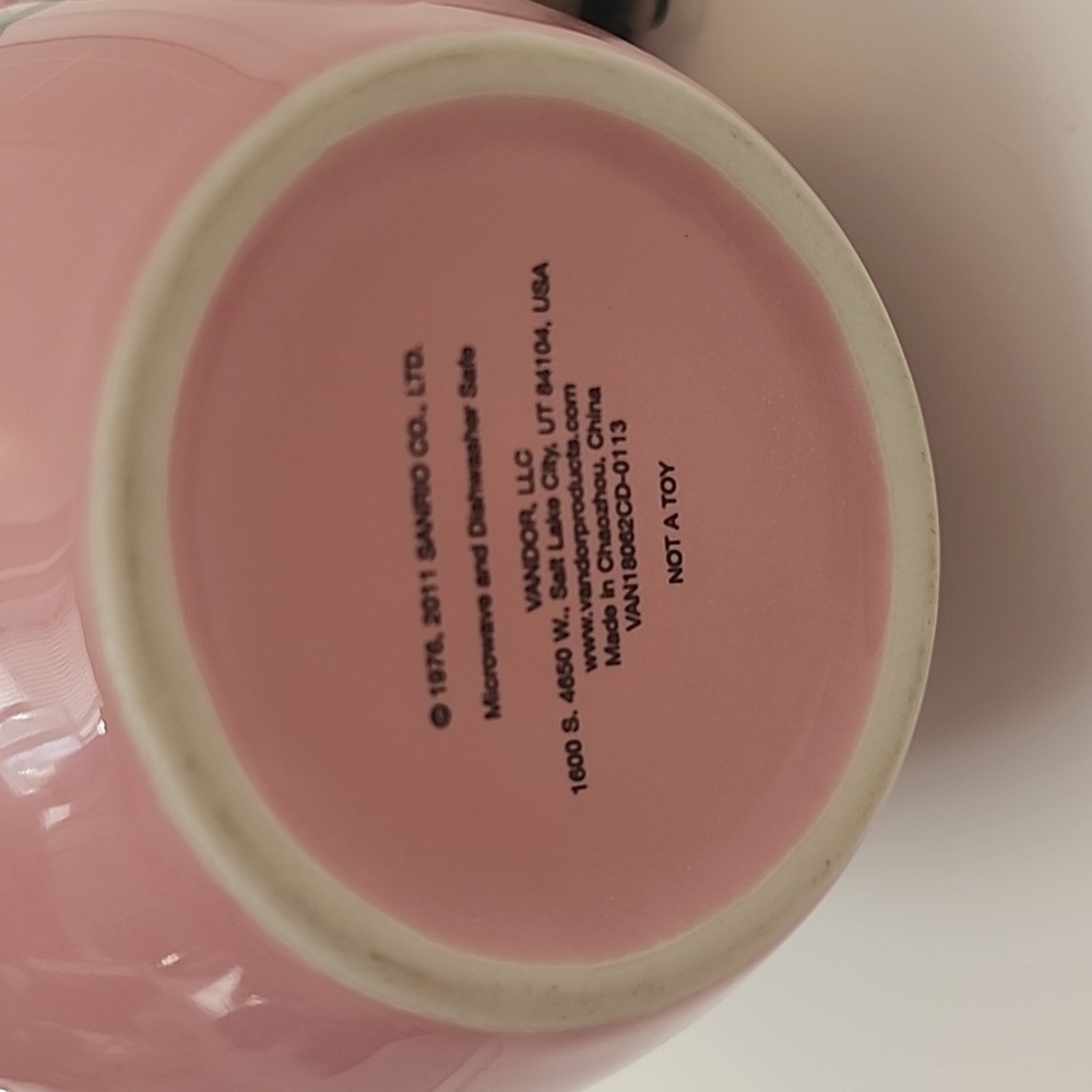 Hello Kitty Mug - Picture 4 of 4